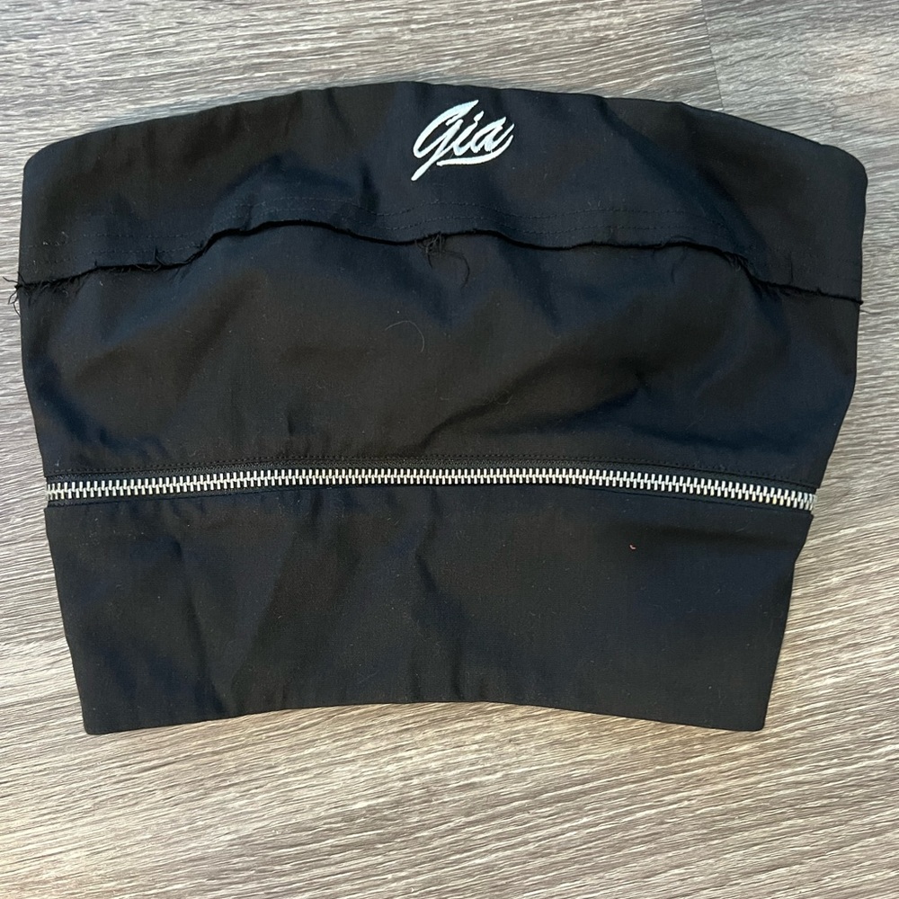 I.AM.GIA black crop top